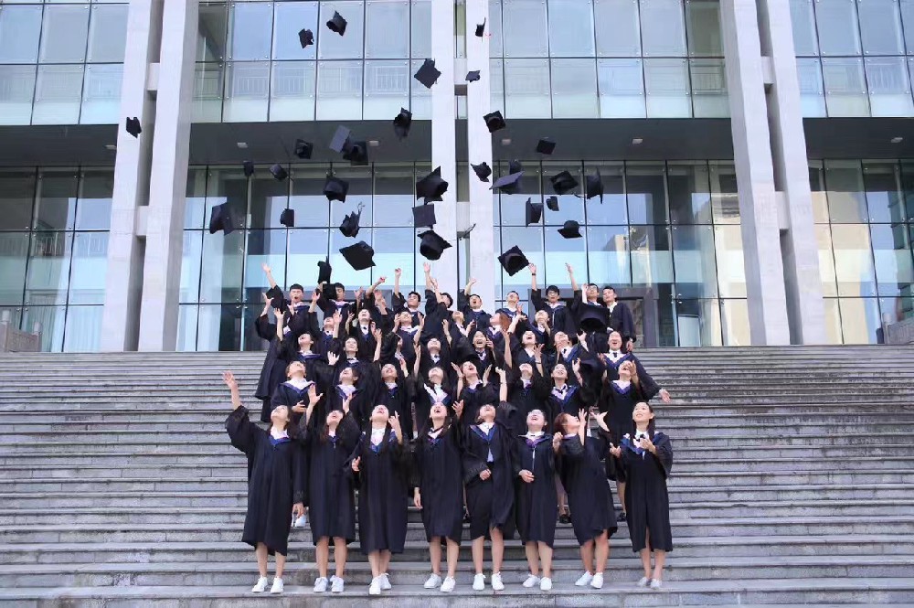 老師，您辛苦啦！